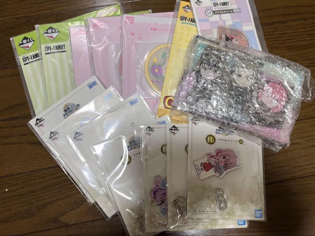 600点以上！総額30000円相当/1点あたり25円】アニメグッズ