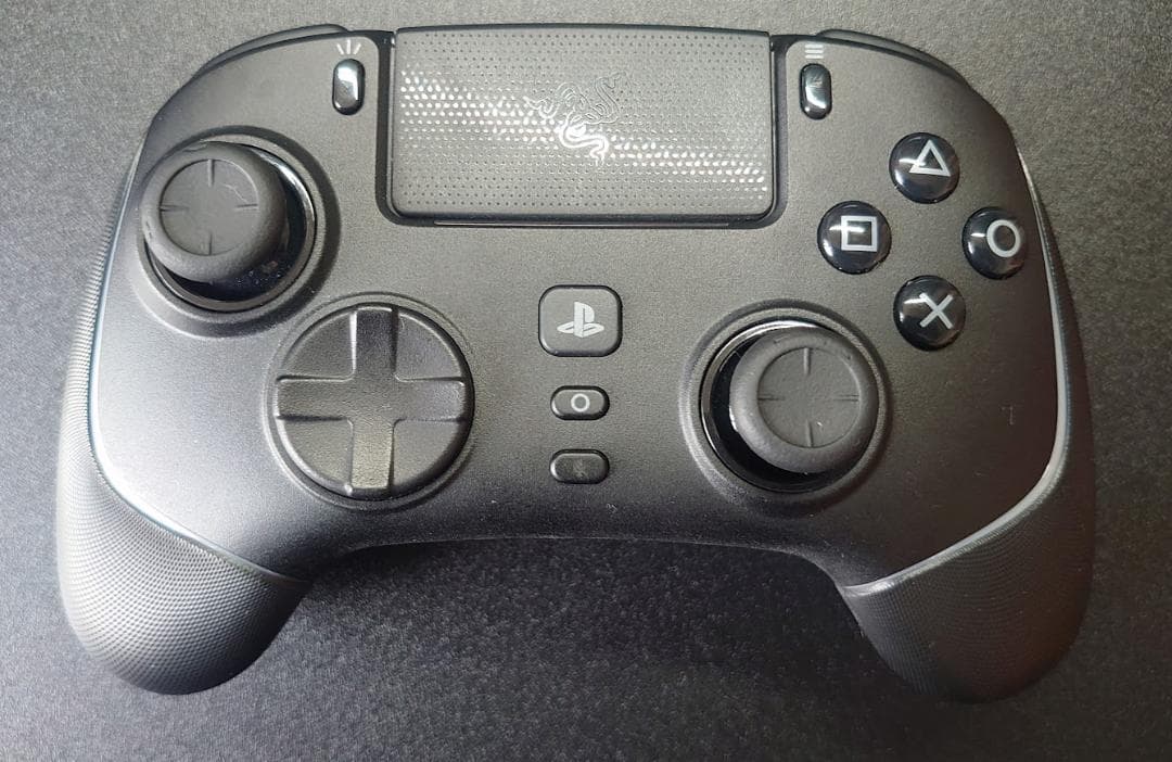 Razer Wolverine V2 Pro