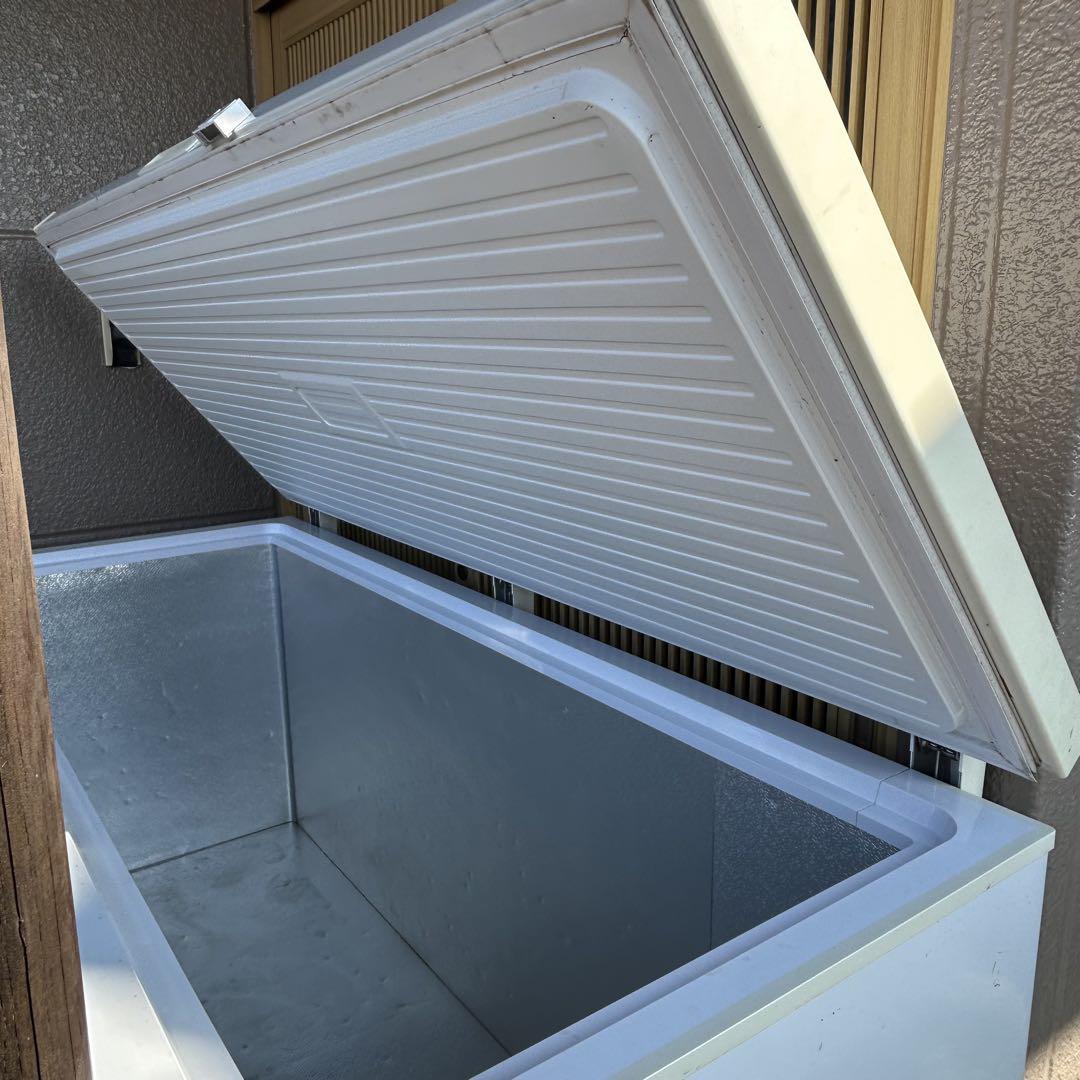 【ジャンク品】大型　横型冷凍ストッカー　500L
