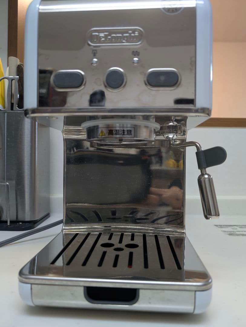 デロンギ kMix エスプレッソマシン スターバックスホワイトDe Longhi