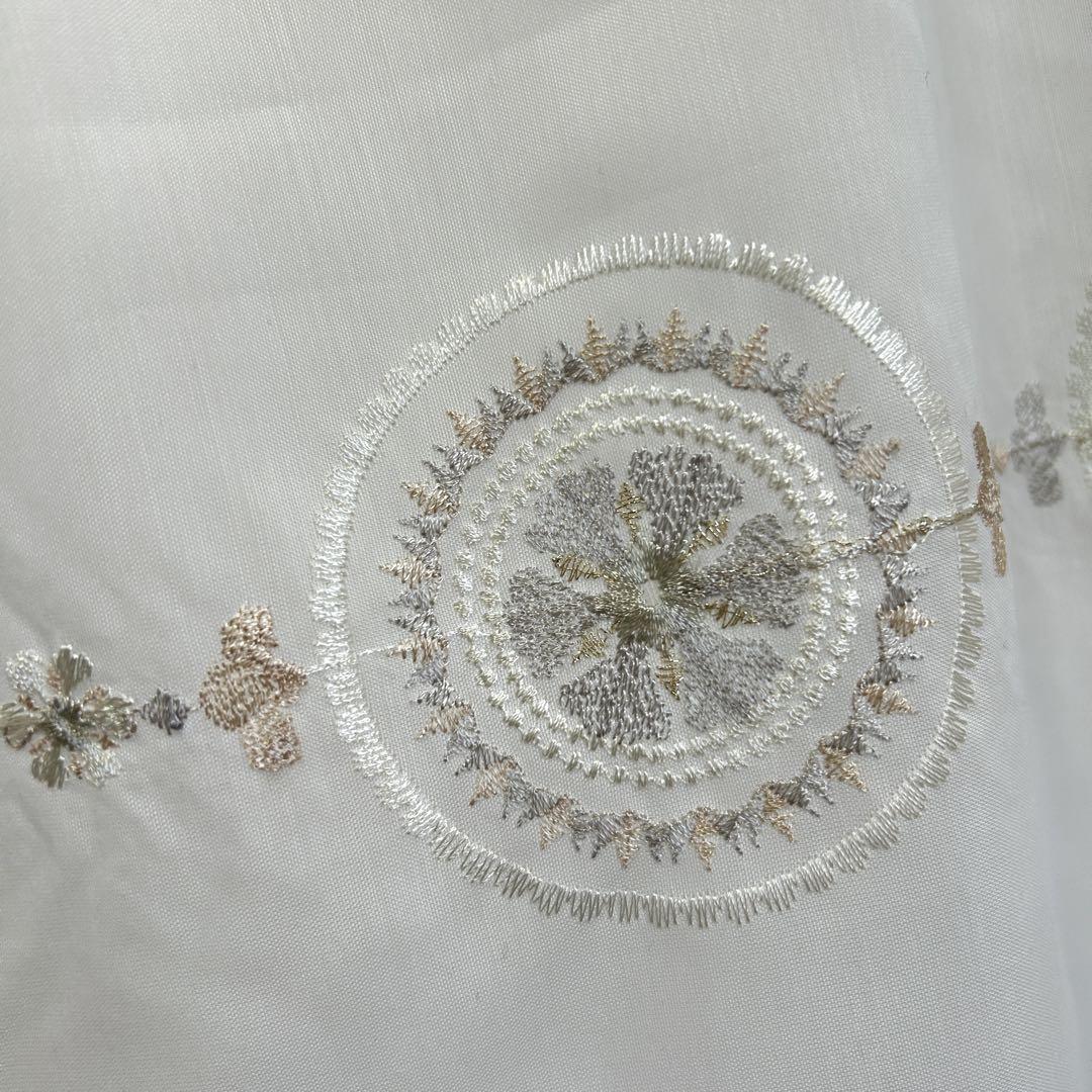 刺繍 小窓用