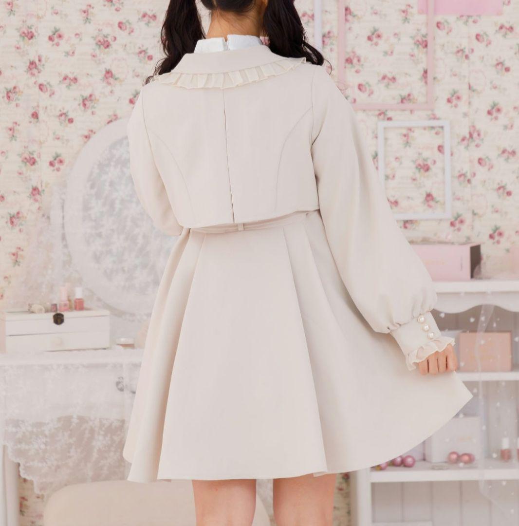 【新品タグ付き】ROJITA シアーフリルトレンチコート ベージュ