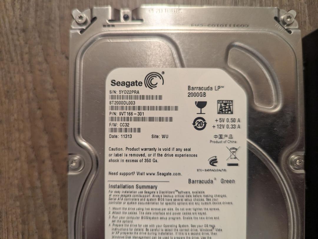 3.5インチ SATA HDD 4台 2TB/2TB/1TB/1TB