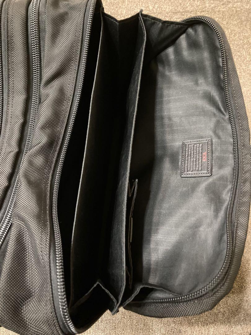 トゥミ　TUMI ブラック ビジネスバッグ　大容量　美品　26141DH