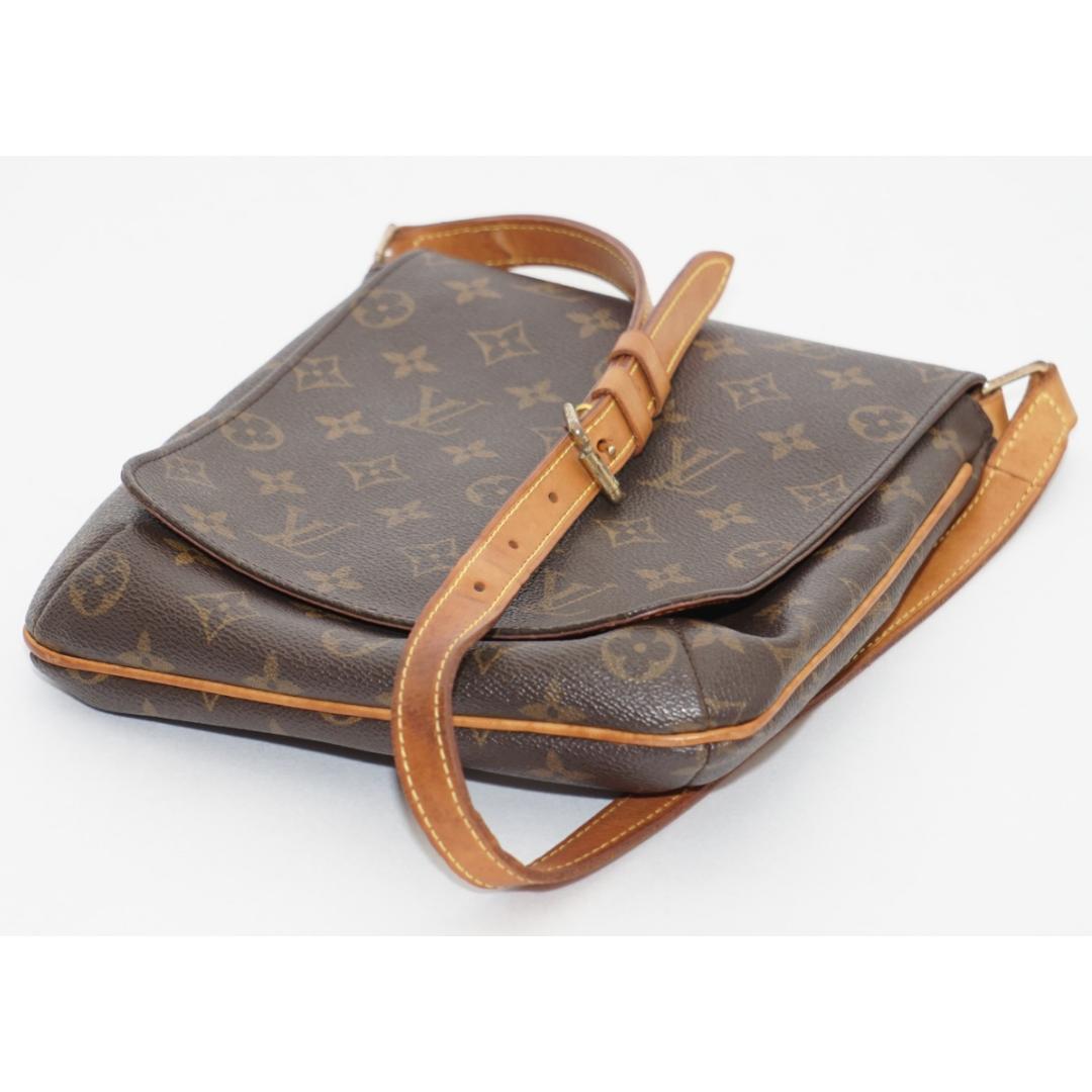 美品 Louis Vuitton ルイヴィトン ミュゼット サルサ モノグラム 美品 Louis Vuitton ルイヴィトン ミュゼット サルサ モノグラム