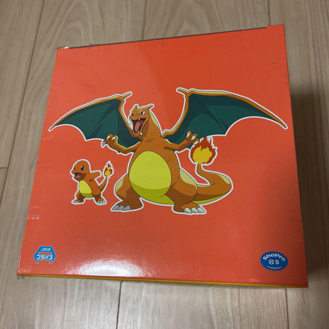 ポケットモンスター しっぽみてみて ヒトカゲ リザードン フィギュア メルカリ