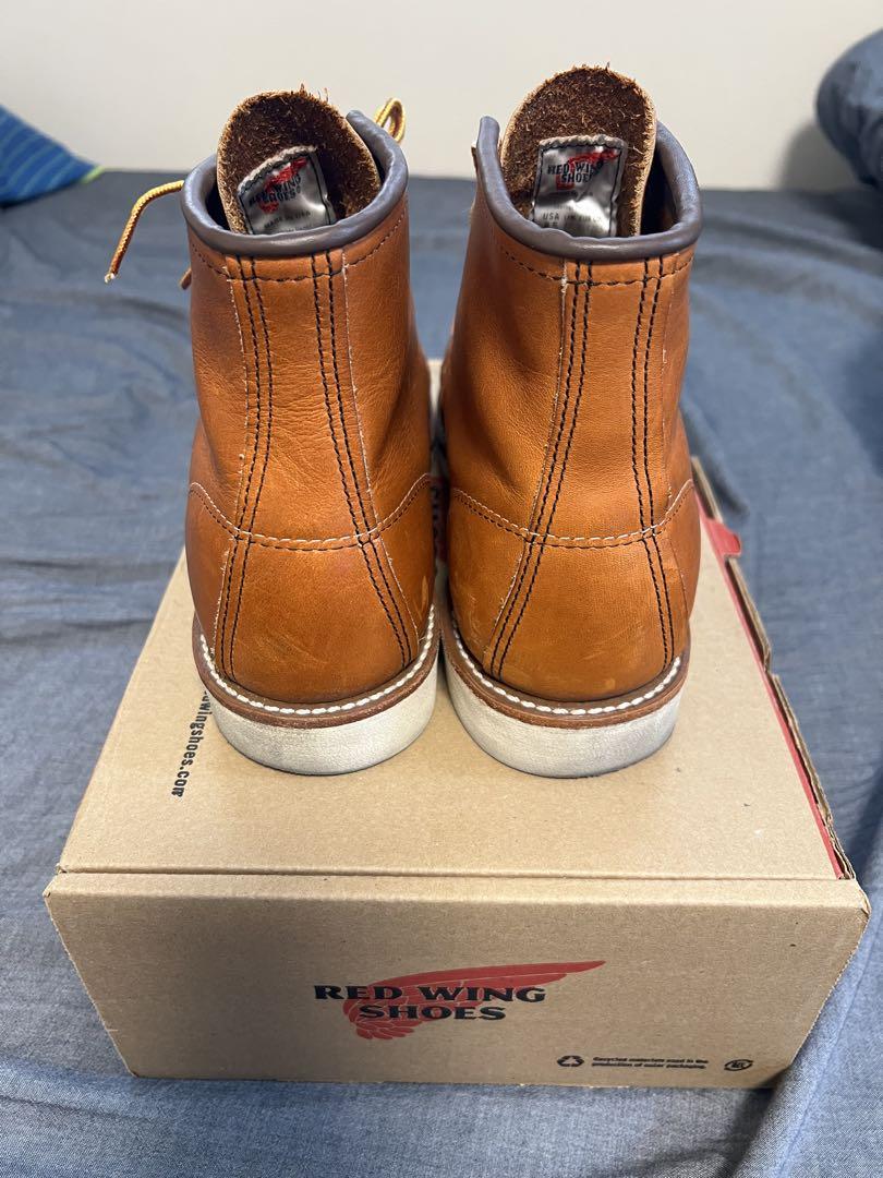 Moc 875