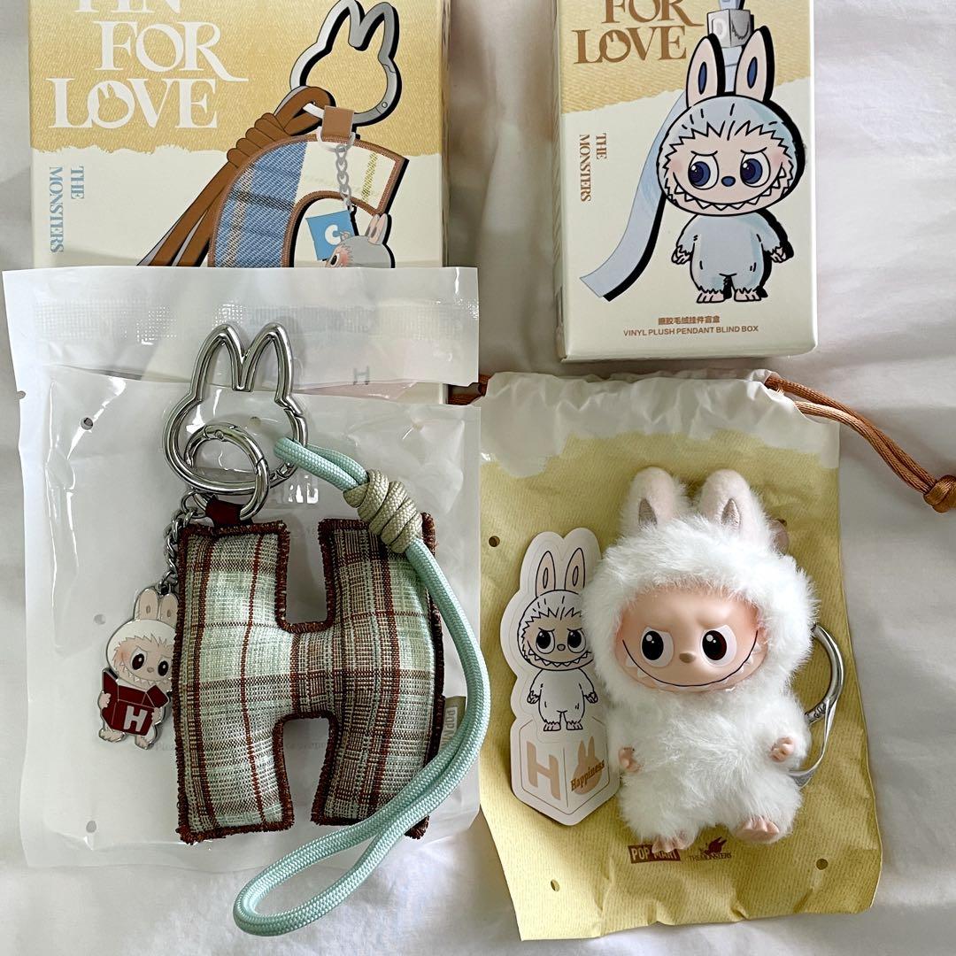 PIN FOR LOVE シリーズぬいぐるみペンダント ラブブ H