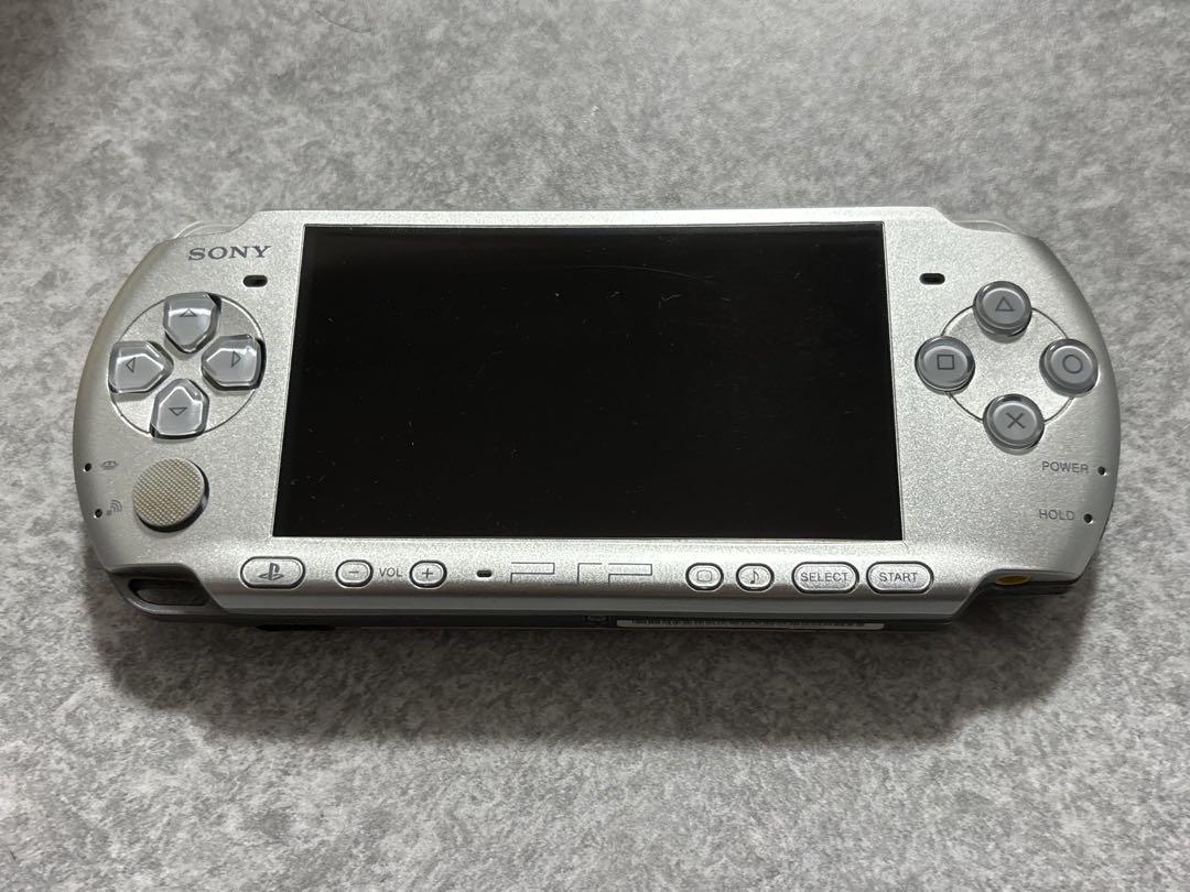psp3000 シルバー　本体 ソフト メモリースティック