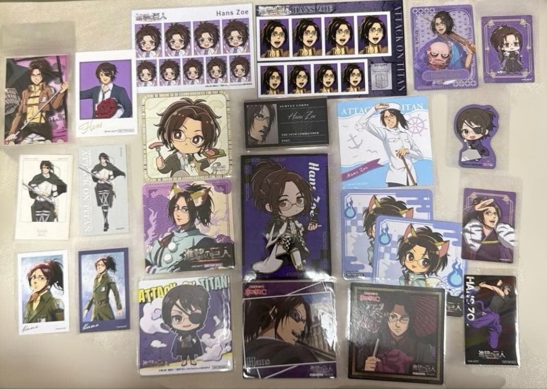 公*o様 進撃の巨人 ハンジさん 紙類まとめ売り | Mercari