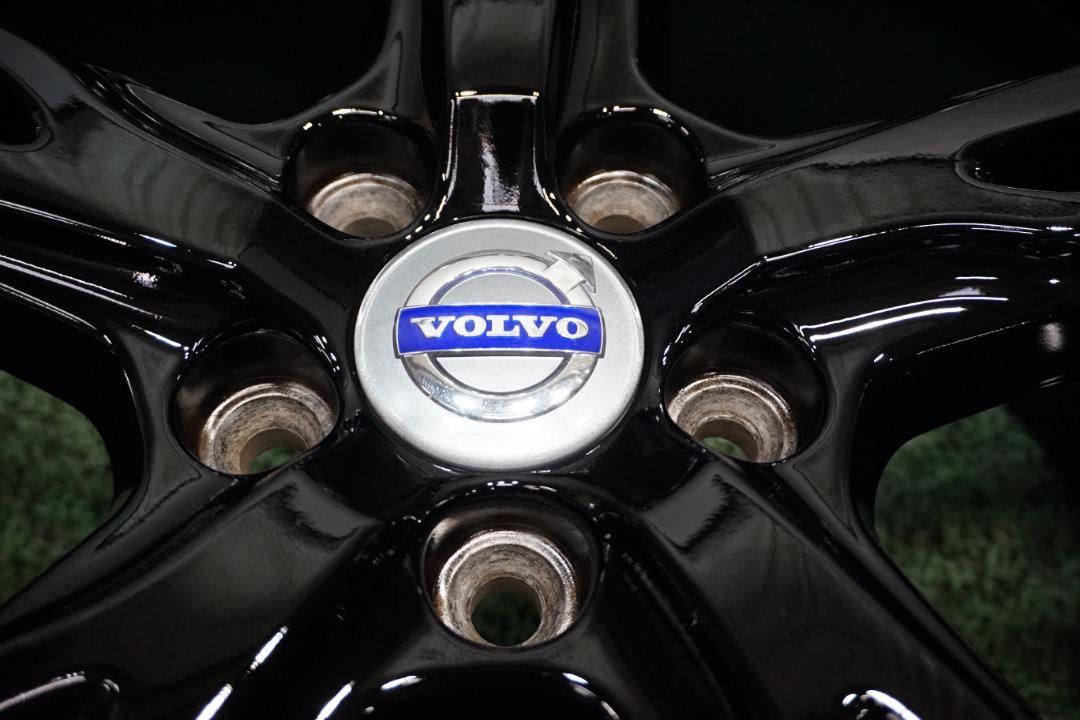 VOLVO　V60　カスタムブラックエディション　ボルボ　クロスカントリー
