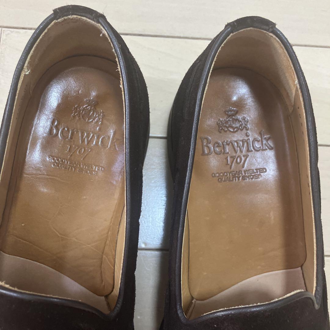 Berwick タッセルローファー