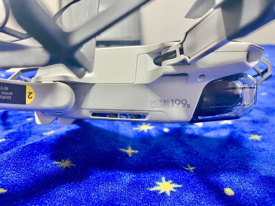 DJI Mavic Mini2付属品完備 ケース・純正バッテリー2個付 DJI Mavic Mini2付属品完備 ケース・純正バッテリー2個付