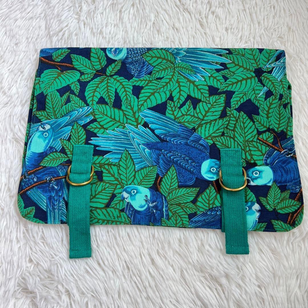 【未使用保管品】HERMES オウム柄　クラッチバッグ　ポーチ　キャンバス