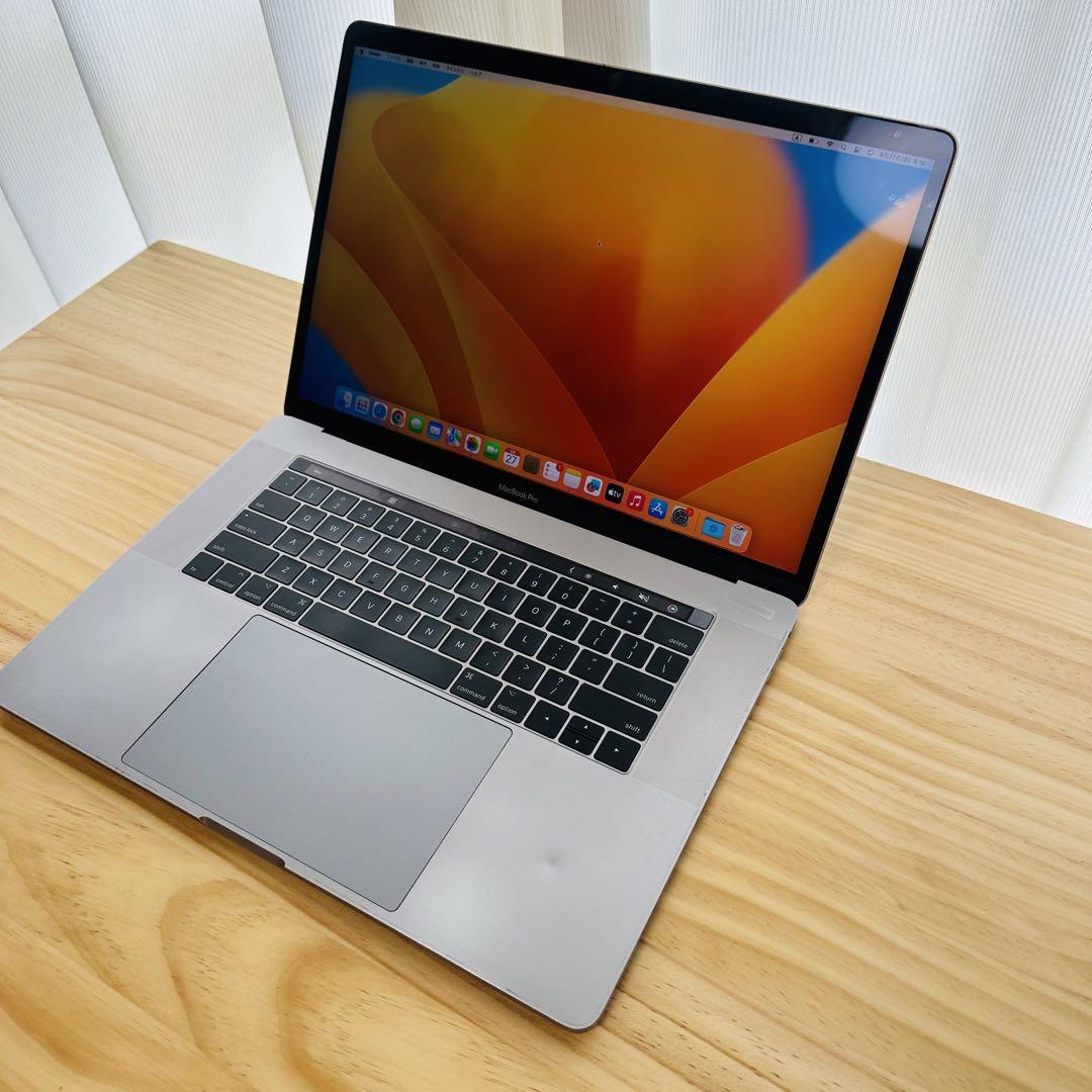 MacBook本体 MacBook Pro 15-inch 2017 i7 16GB 500GB