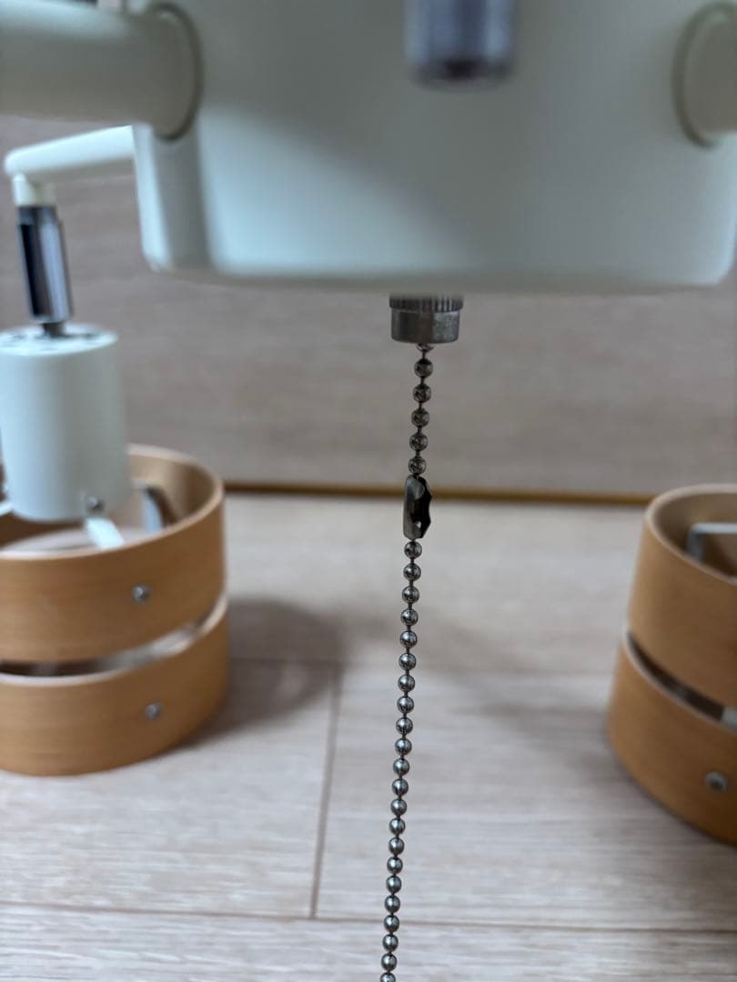 LED電球4つ付き シーリングライト レダカイ目立った傷や汚れなし NEXPOTALLINN_EU