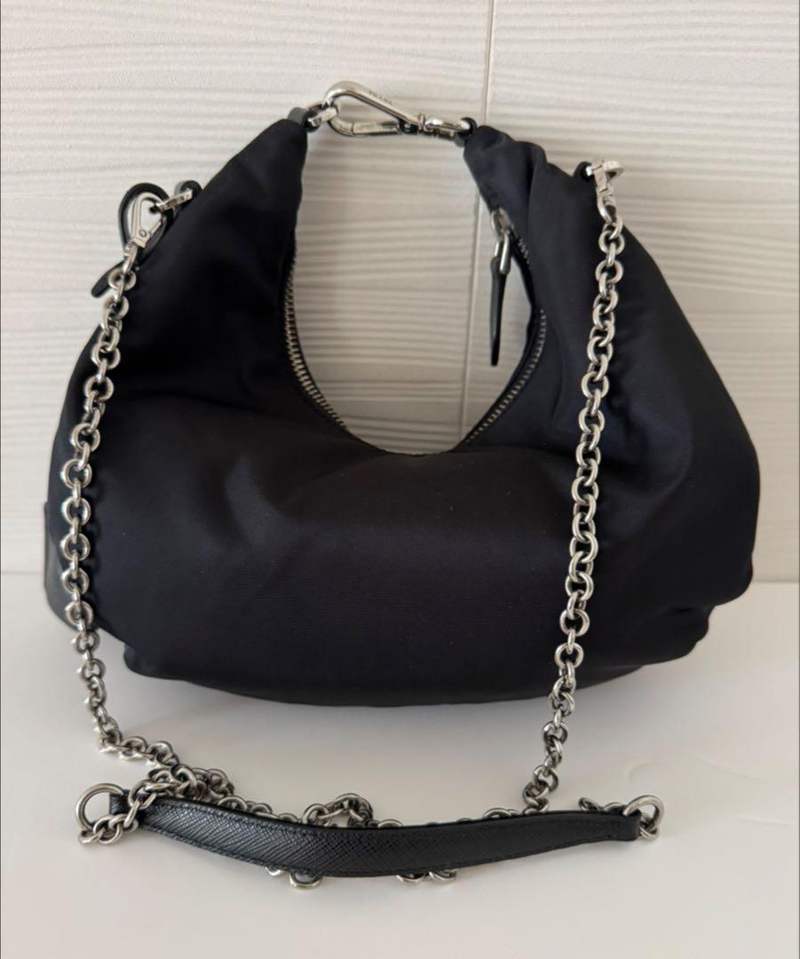 最大12%OFFクーポン Re-Edition プラダ 最終値下げ 2006 Re-Nylon 美品 バッグ