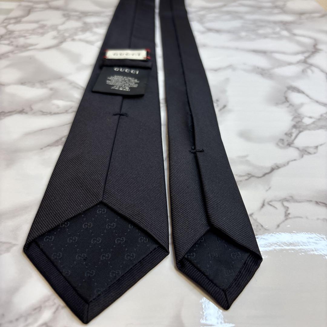美品 GUCCI グッチ ネクタイ タイガー 虎 ワンポイント刺繍