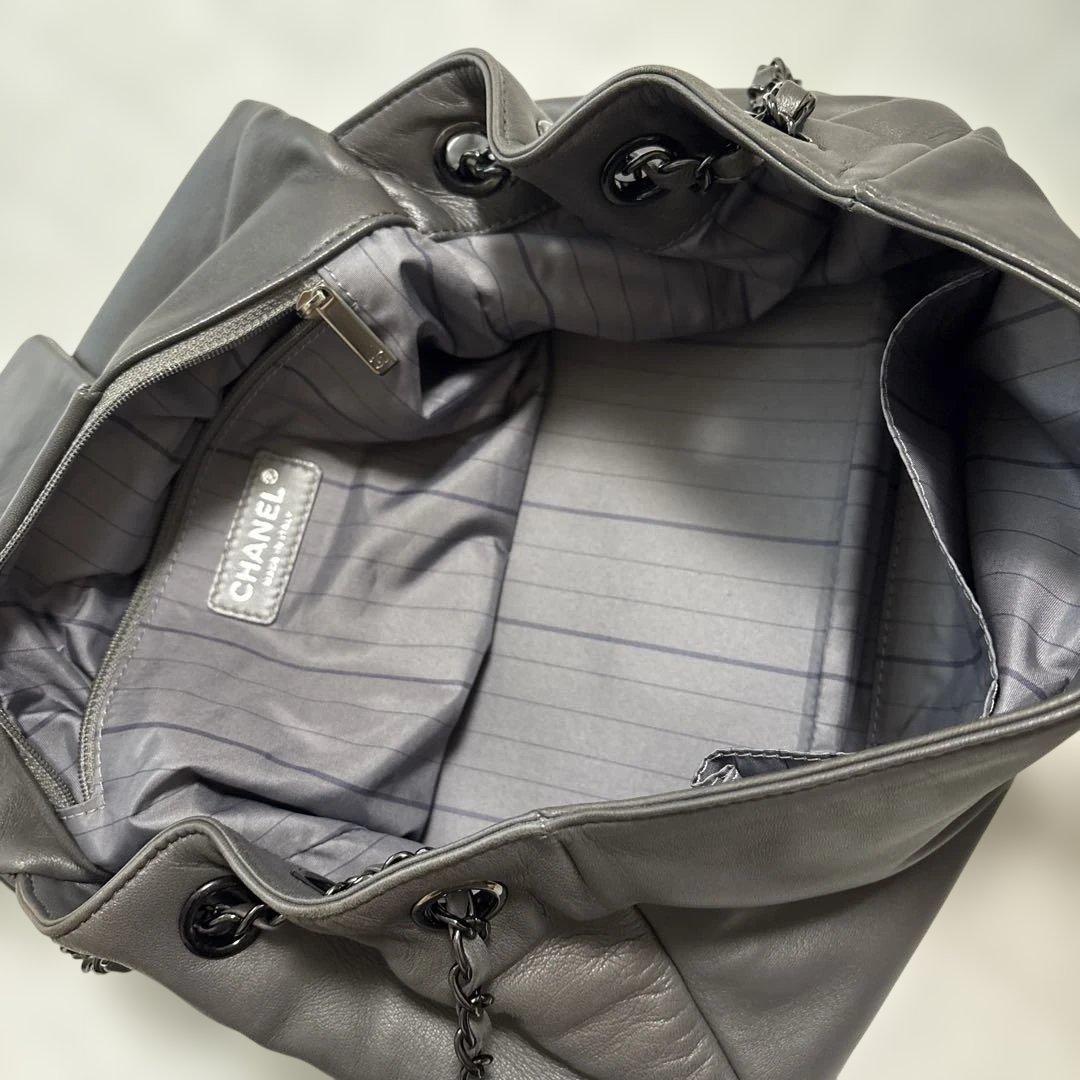 シャネルCHANELラムスキン フラップショルダーバッグ(肩掛け/斜め掛け可能)