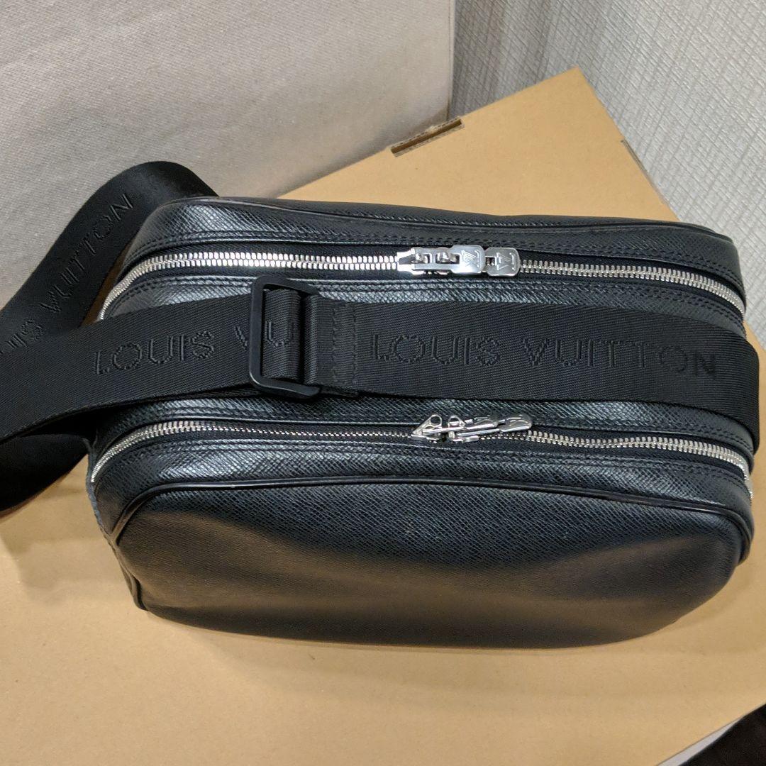 プレゼントを選ぼう!LOUIS VUITTON(ルイヴィトン)リポーターPM ...