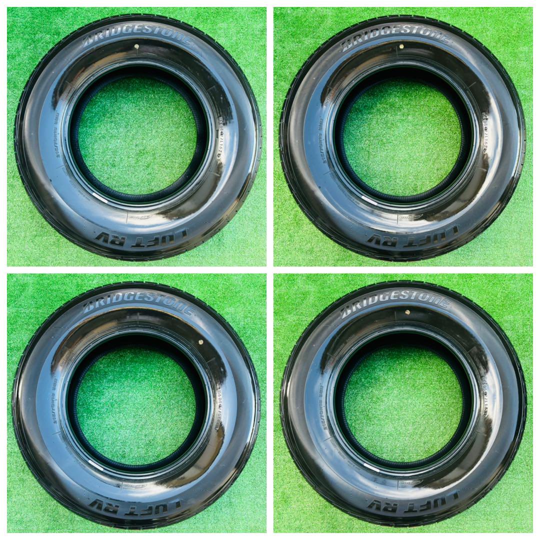 215/70R15,BRIDGESTONE 深山23年ラジアルタイヤ4本セット。 215/70R15,BRIDGESTONE 深山23年ラジアルタイヤ4本セット。