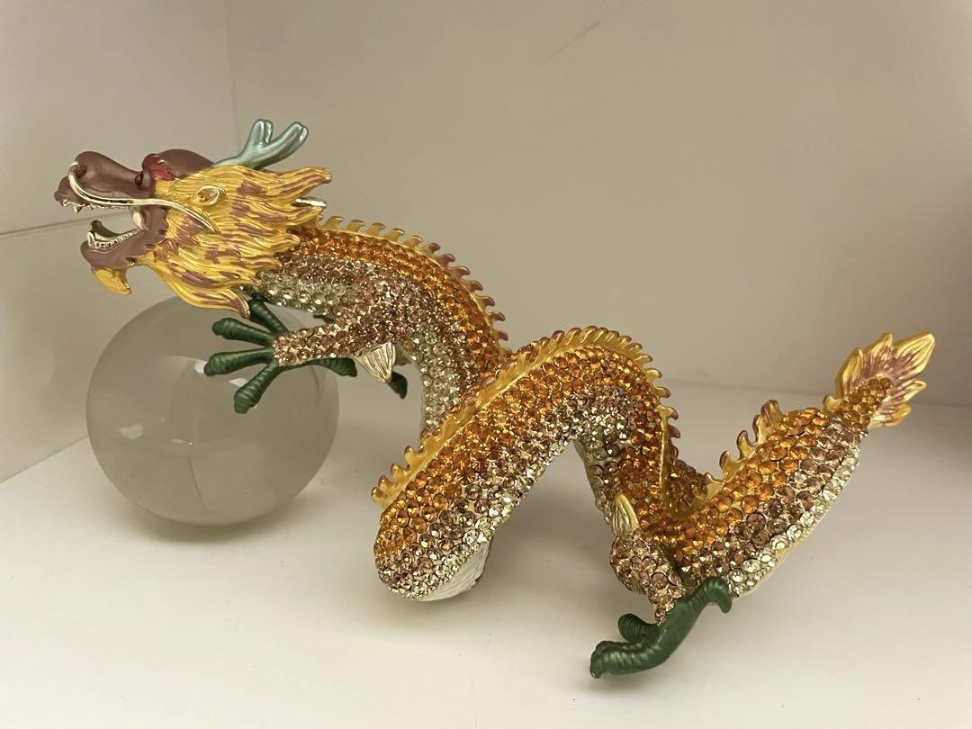 龍の置物