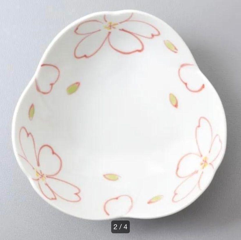 値下げ《４５％OFF》波佐見焼 手描きさくら割烹三つ足小鉢 ３個組