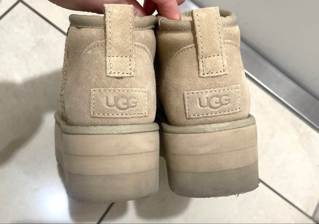 UGG 厚底 ムートン ウルトラミニプラットフォーム