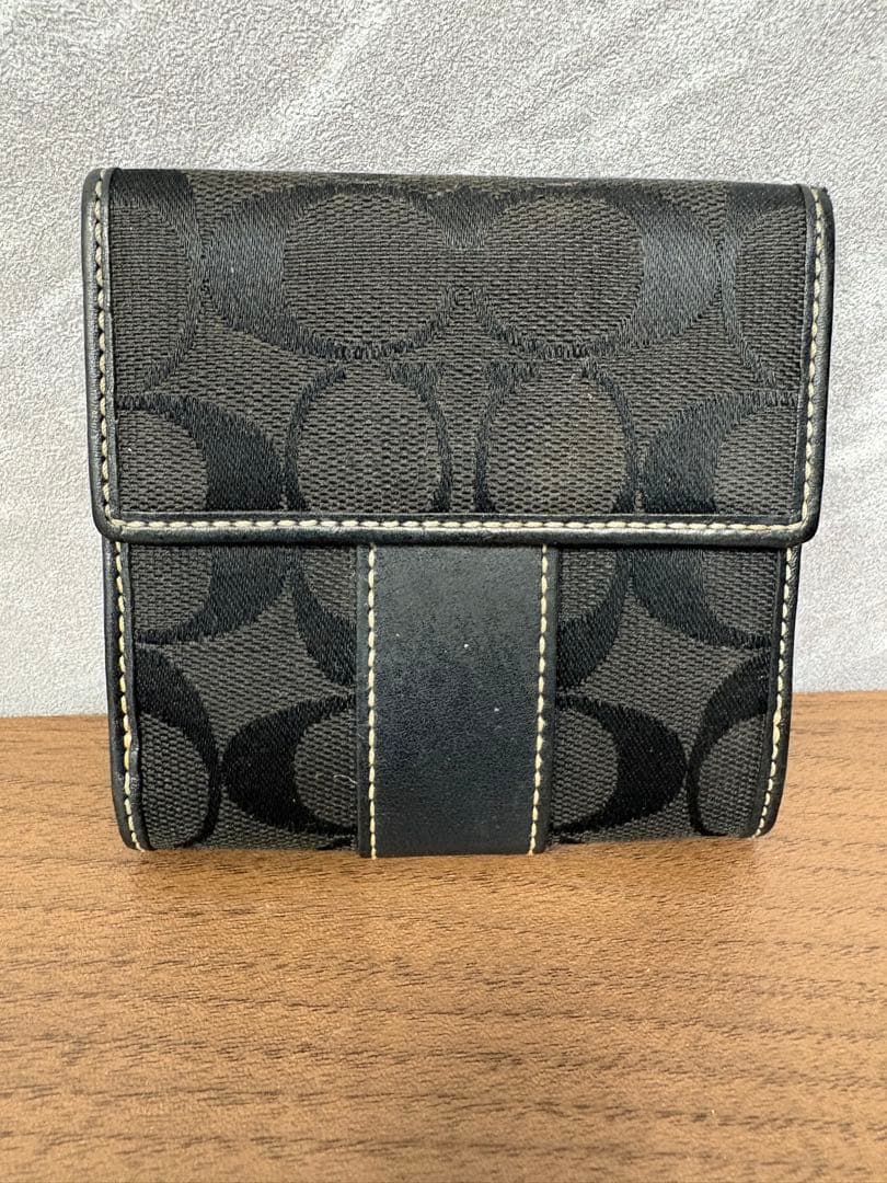 コーチ　ブラック 二つ折り財布