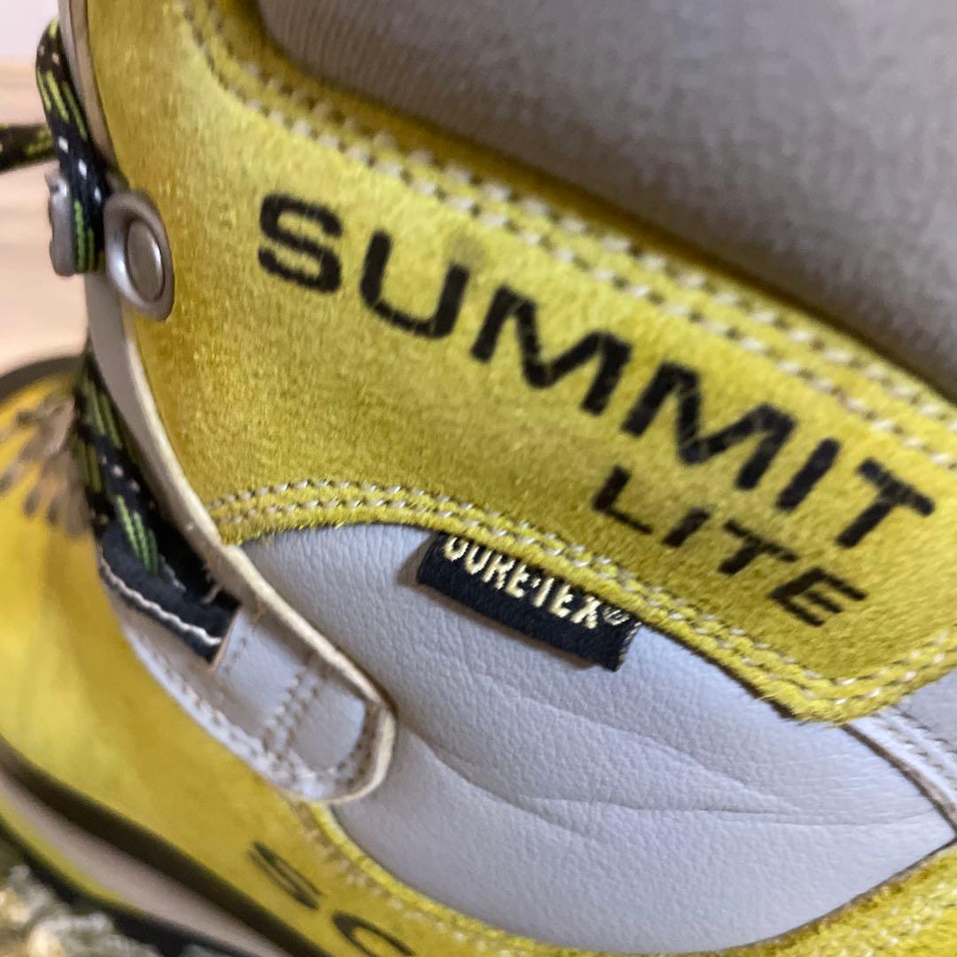 GORE-TEXイエロー