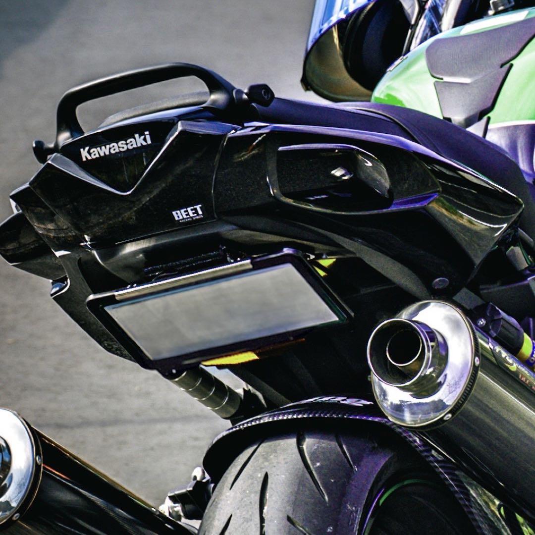 消費税無し zx14r メルカリ - 裏ペタ フェンダーレス zzr1400 パーツ