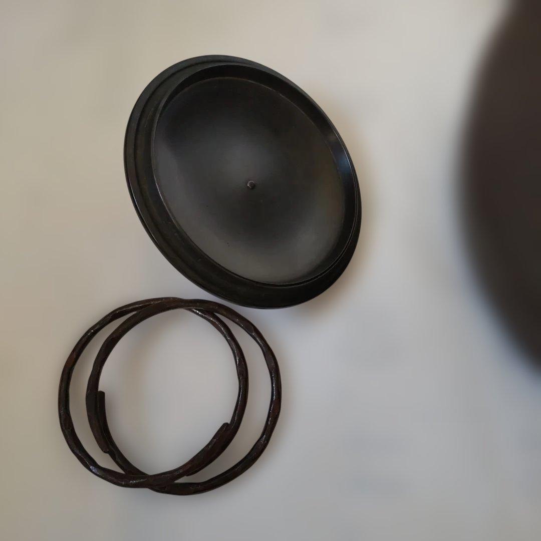 茶釜 釜師 人間国宝 高橋敬典 造 萬代屋釜 釜環付き 共箱 茶道具 美品 です 茶釜 釜師 人間国宝 高橋敬典 造 萬代屋釜 釜環付き 共箱 茶道具 美品 です