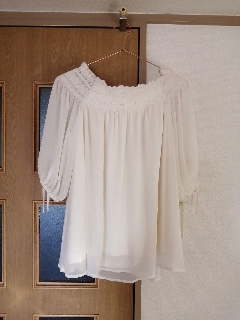 メルカリ Ag By Aquagirl エージーバイアクアガール オフショル シャツ ブラウス 七分 長袖 3 250 中古や未使用のフリマ メルカリ Ag By Aquagirl エージーバイアクアガール オフショル シャツ ブラウス 七分 長袖 3 250 中古や未使用のフリマ
