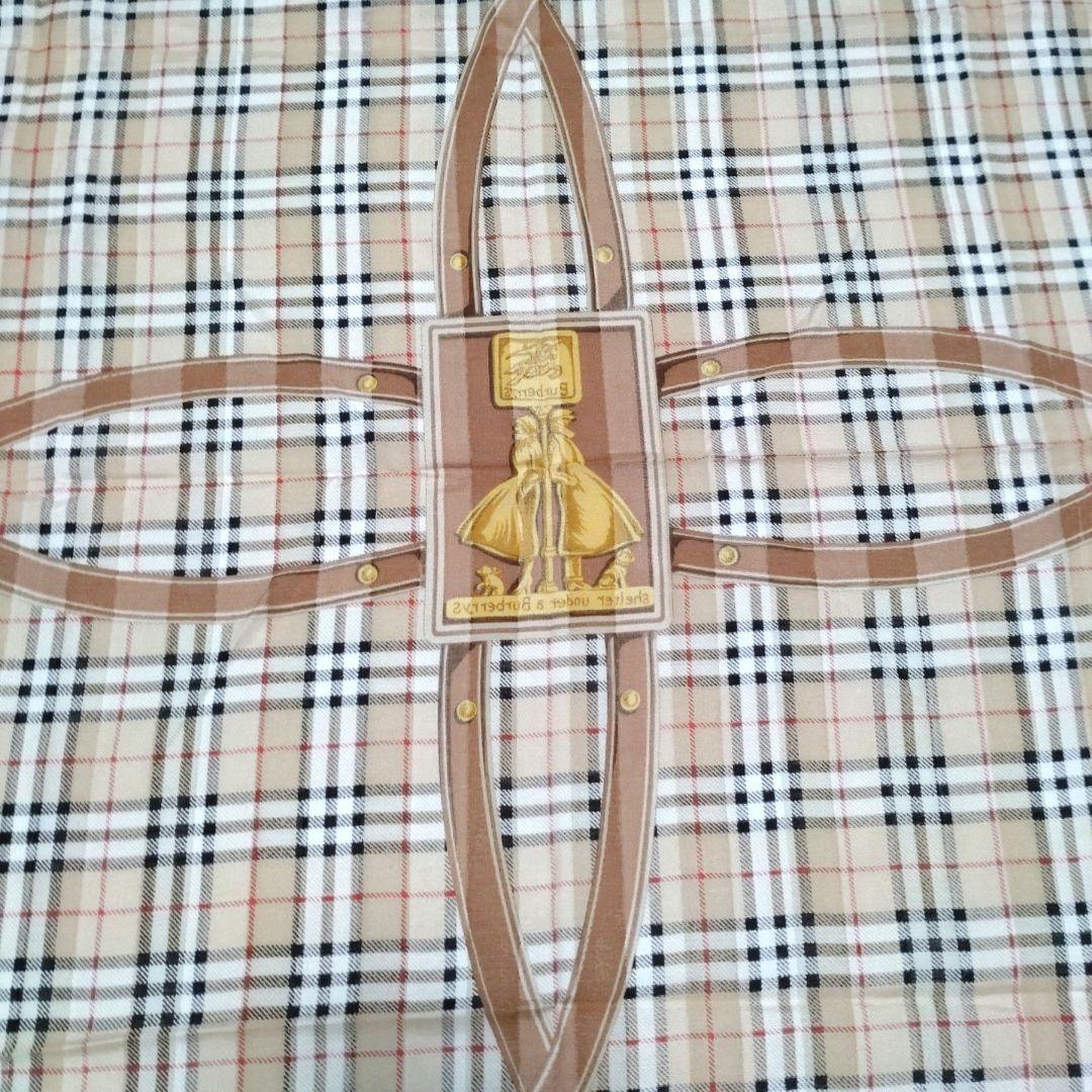 新品タグ付 未使用保管品 Burberrys フラワーパターン スカーフ ポピー シルクスカーフ (ドーン) | Burberry®公式サイト