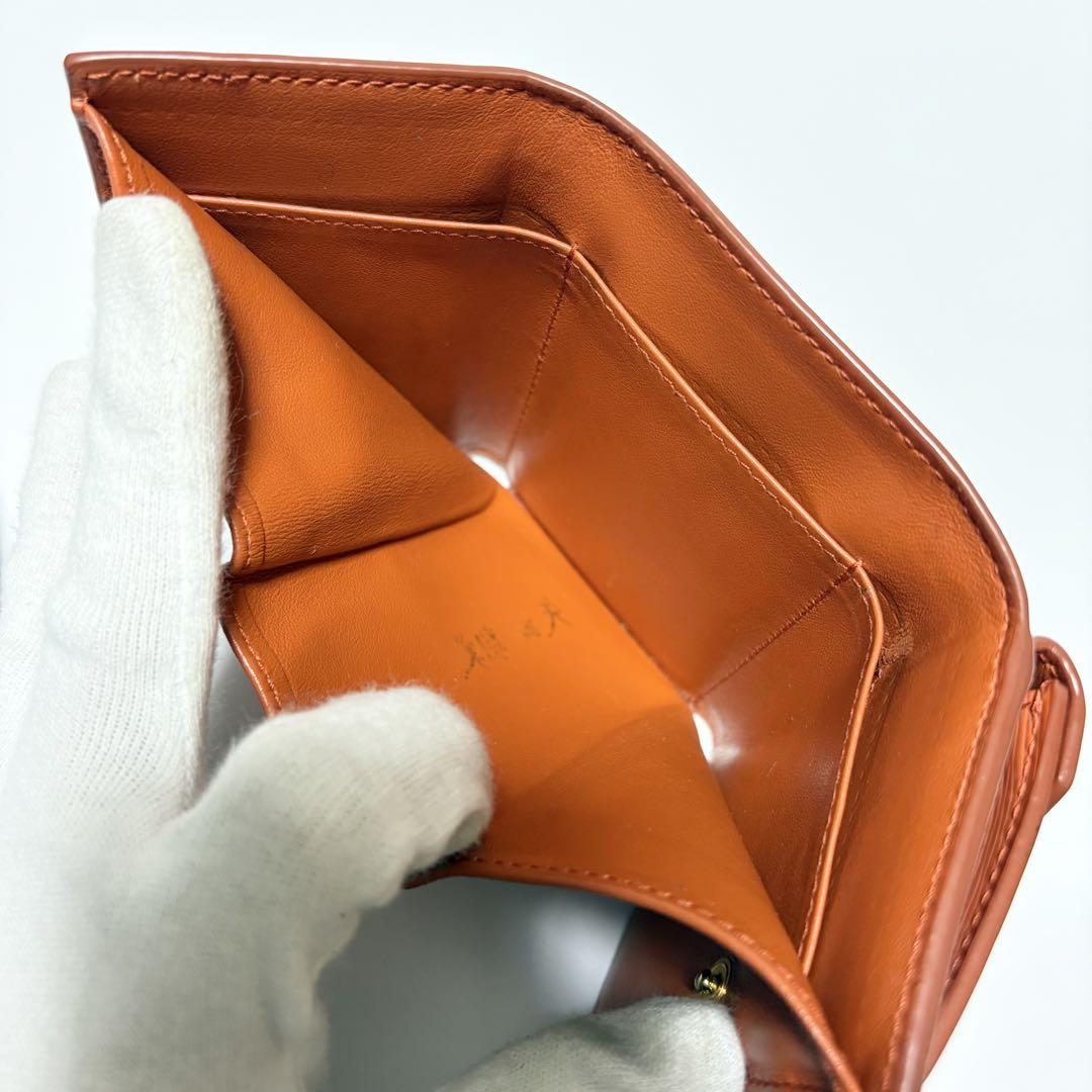 美品　プラダ　三つ折り財布　コンパクトウォレット　ミニ　レター　ヴィッテロムーブ