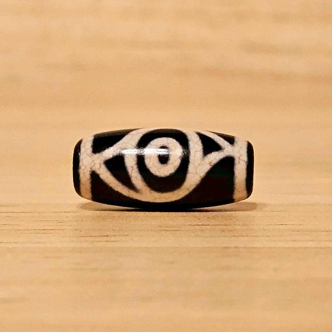 鳳凰眼天珠 龍紋老玉髄