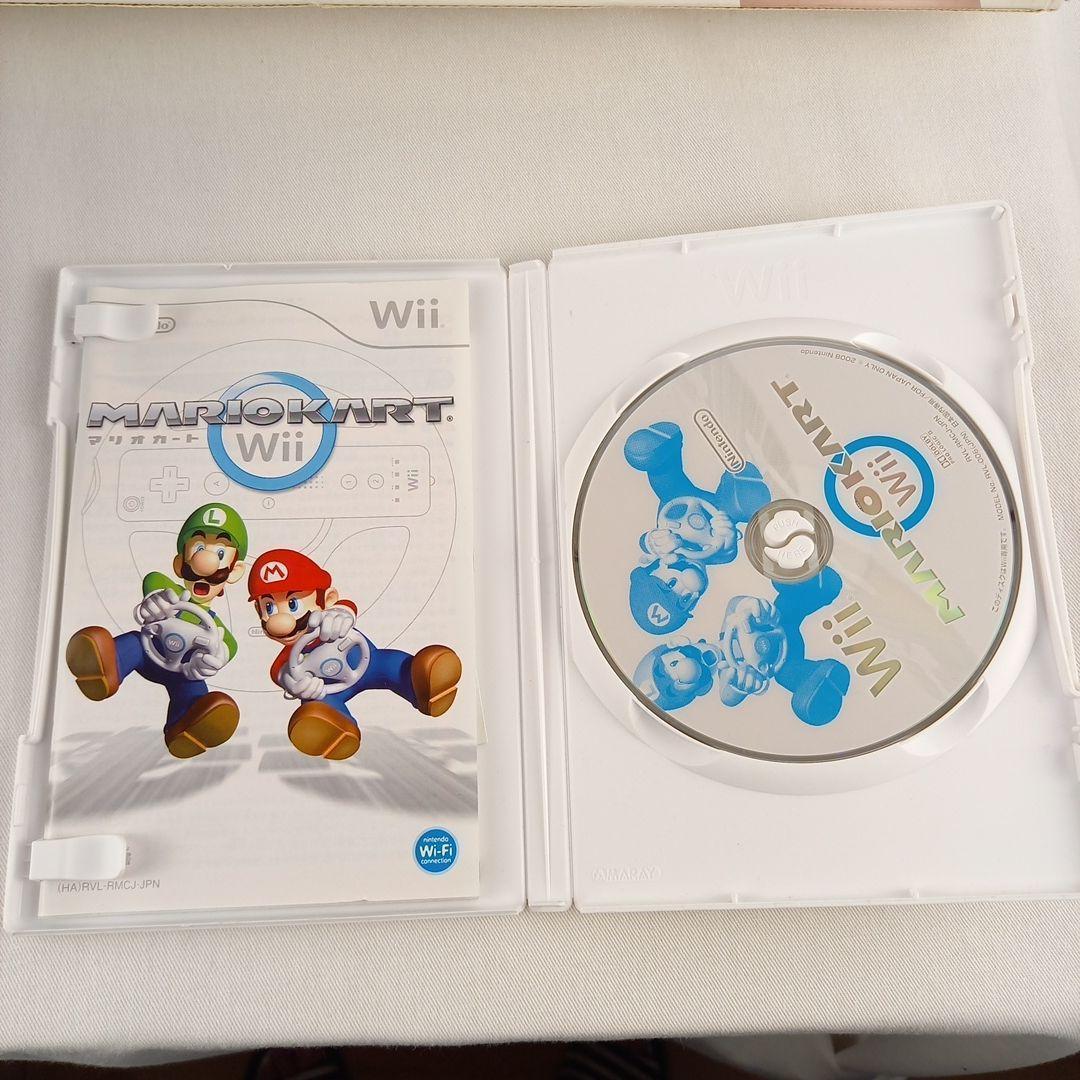 ４人ですぐ遊べるWiiマリオカート&ハンドル&本体化粧箱付きセット