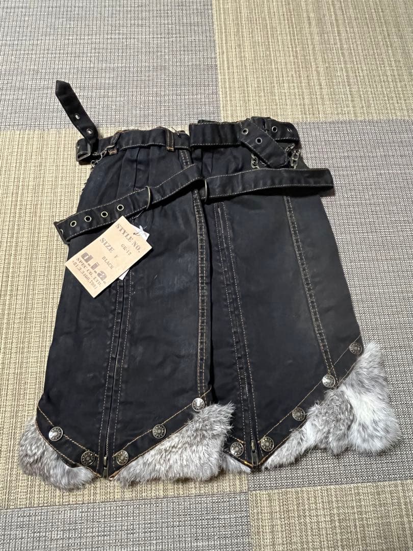 d.i.a. ブラックデニムラビットファー　レッグウォーマー