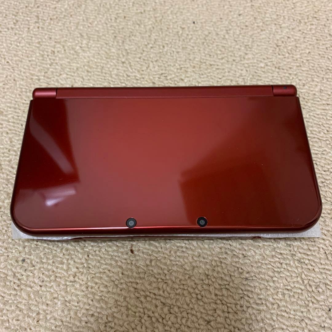 美品Newニンテンドー3DS LL メタリックレッド