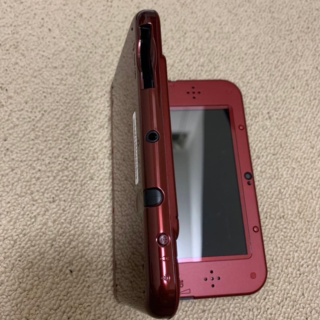美品Newニンテンドー3DS LL メタリックレッド