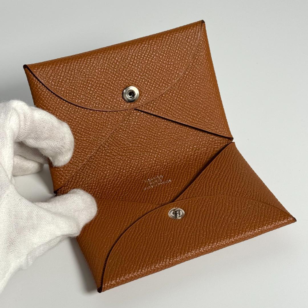 HERMES カルヴィ　名刺入れ　ゴールド　定番カラー　新品　就職祝い 楽天市場】☆U刻印 2022年製造☆エルメス HERMES カルヴィ