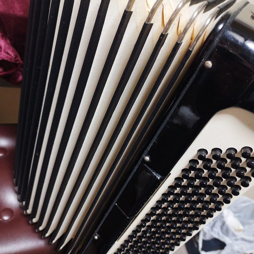 いち様用Made in Italy TOMBO アコーディオン 41鍵盤 | www