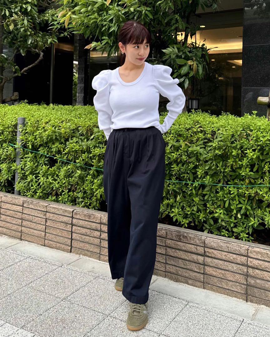 Bibiy. ビビィ エッフィーパフニット Effie puff knit 白