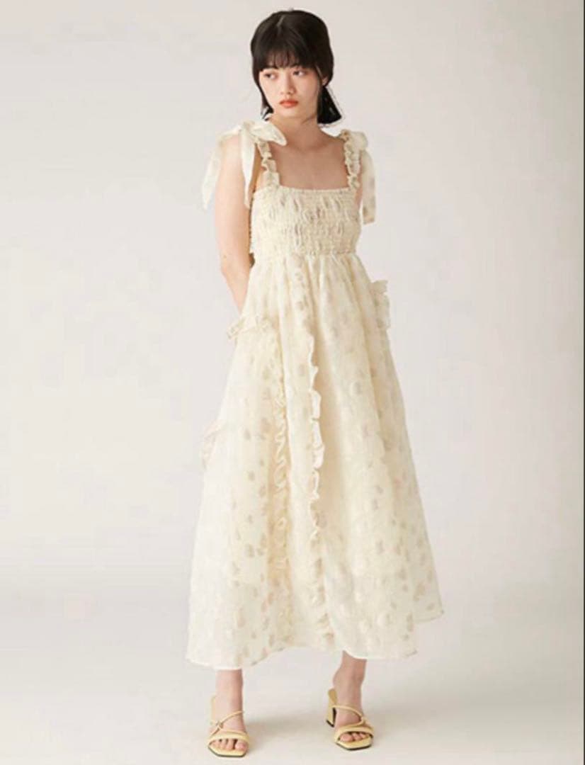 LILY BROWN シアージャカードフリルリボンワンピース