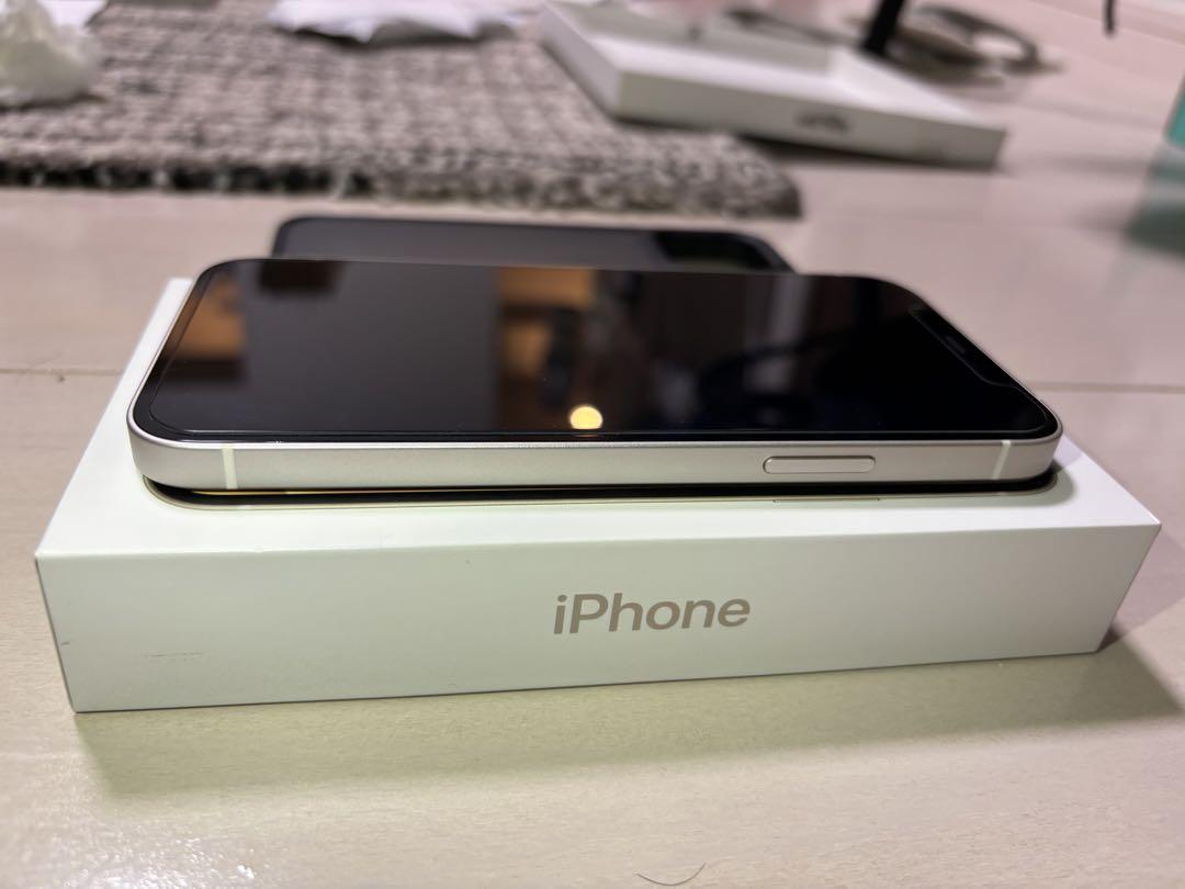 iPhone 12 64GB ケース付き