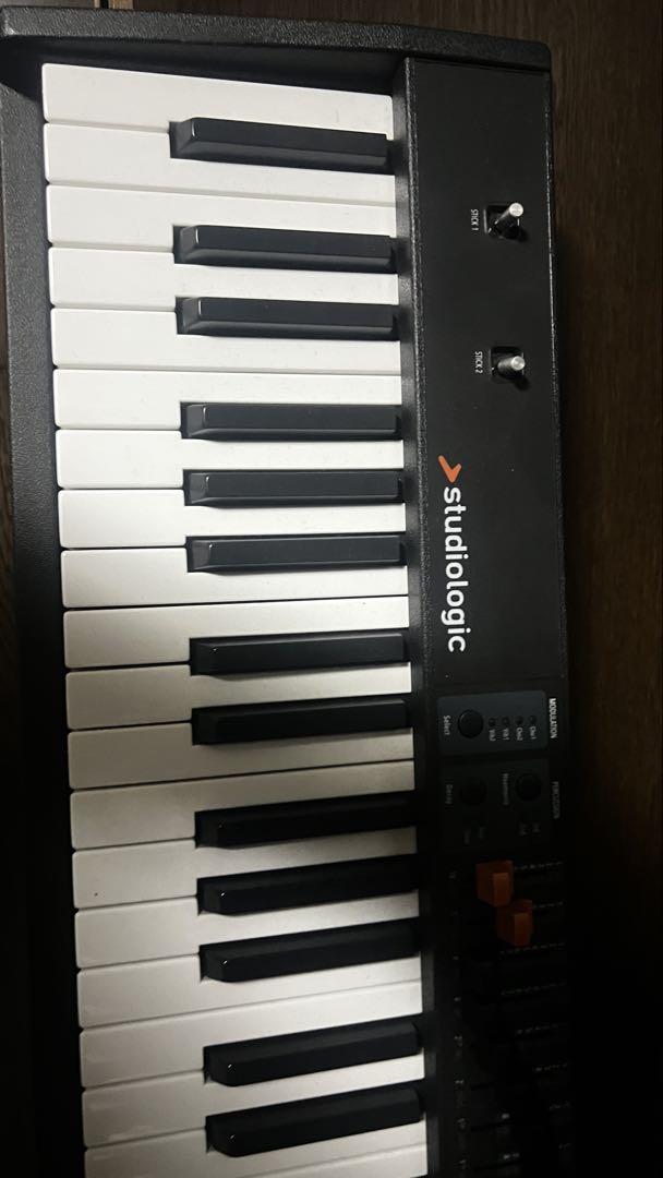 ◈ studiologic