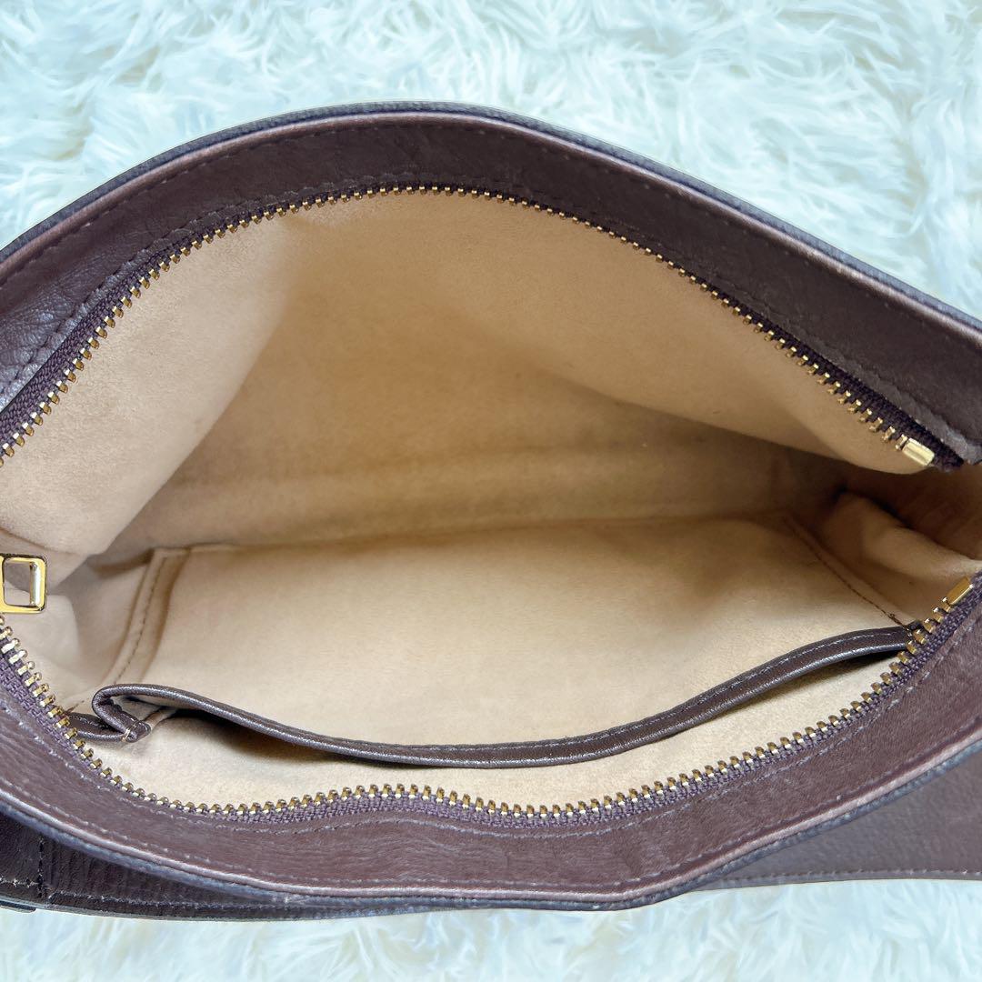 chiiii bag レザー ショルダーバッグ 太め