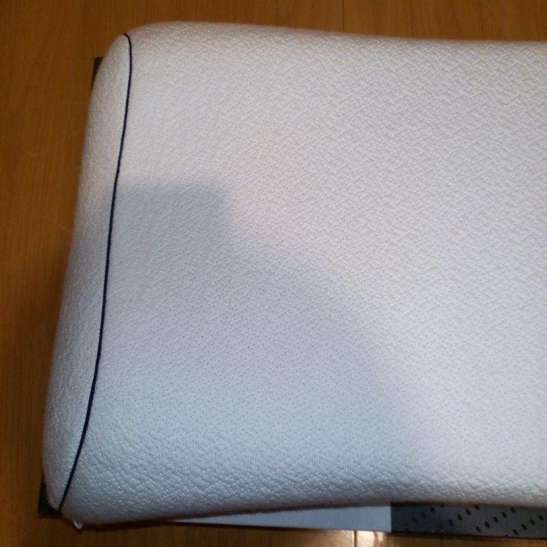 オリジナルコレクション Anatomic Curve Pillow　11cm