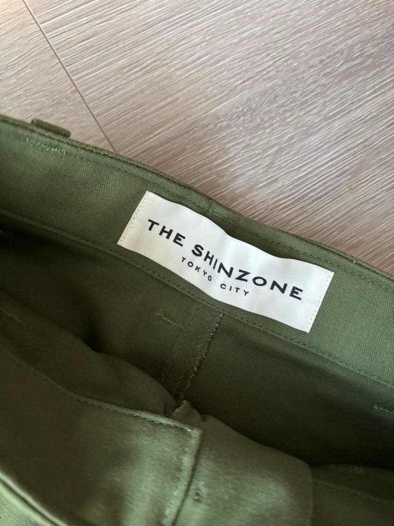 THE SHINZONE オリーブ　ベイカーパンツ