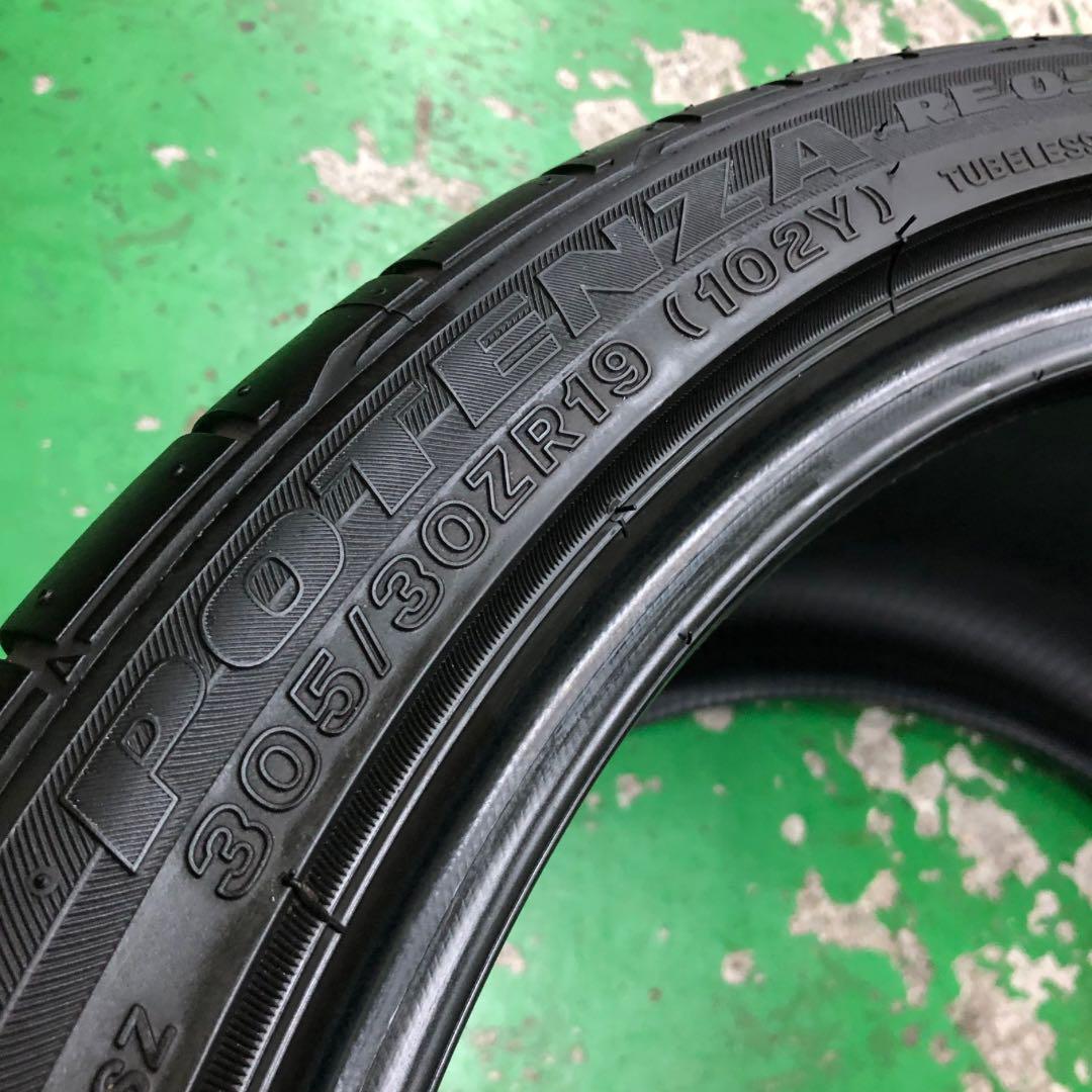送料込み⭐︎BRIDGESTONE ブリジストン305/30ZR19 中古タイヤ